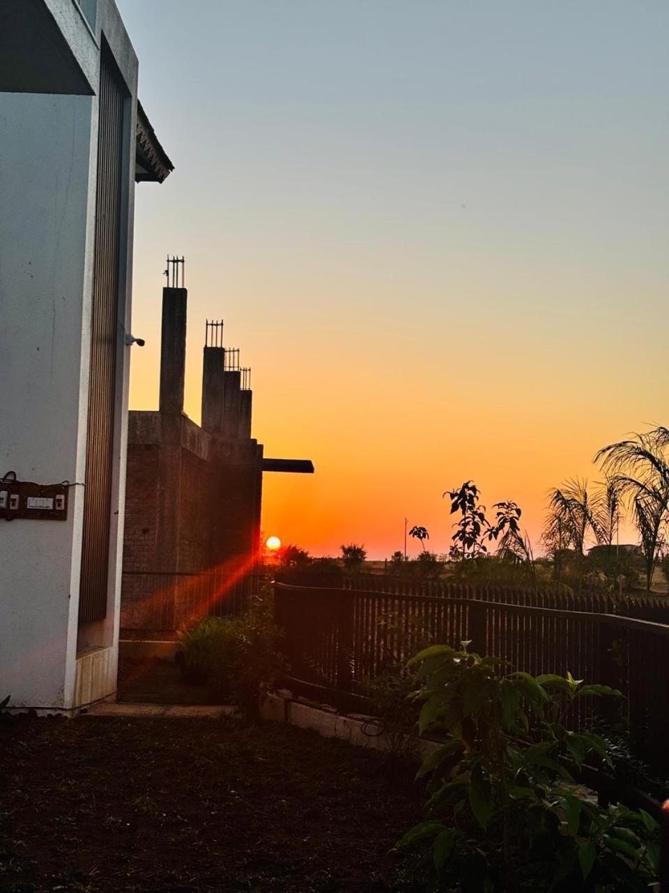 Mount Lake Villa Resort Igatpuri Exterior foto